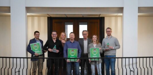 Eerste ACSI Innovation Awards uitgereikt in de kampeerbranche Eerste ACSI Innovation Awards uitgereikt in de kampeerbranche