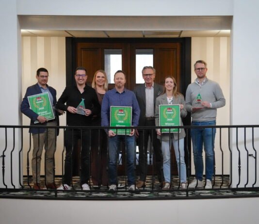 Eerste ACSI Innovation Awards uitgereikt in de kampeerbranche Eerste ACSI Innovation Awards uitgereikt in de kampeerbranche