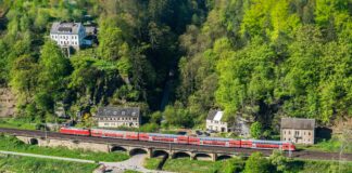 Kamperen met de trein in opmars door hoge brandstofprijzen Kamperen met de trein in opmars door hoge brandstofprijzen