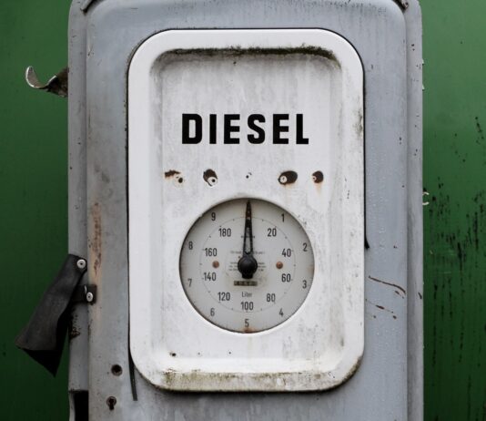 Dieselfabrikanten sjoemelden jarenlang met software Dieselfabrikanten sjoemelden jarenlang met software