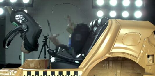 ANWB waarschuwt voor 8 gevaarlijke autostoeltjes ANWB waarschuwt voor 8 gevaarlijke autostoeltjes