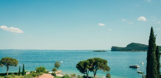 Zorgeloze meivakantie in Italië Zorgeloze meivakantie in Italië: Gardameer als logische keuze dichtbij huis