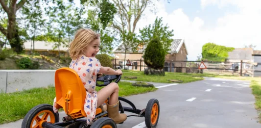 FarmCamps betaalt voor deze zomer de rit naar de boerderij FarmCamps betaalt voor deze zomer de rit naar de boerderij