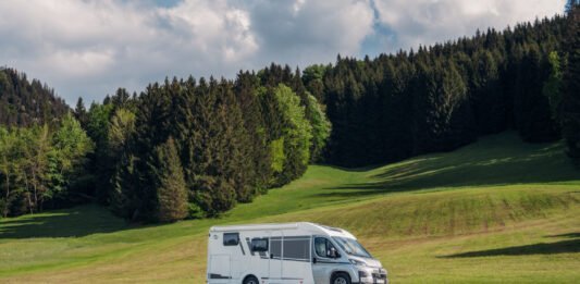NKC: Motie tegen verdubbeling mrb voor campers verworpen NKC: Motie tegen verdubbeling mrb voor campers verworpen