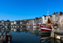 10 kleine Franse steden voor het perfecte weekendje weg Verrassend dichtbij: 10 kleine Franse steden voor het perfecte weekendje weg