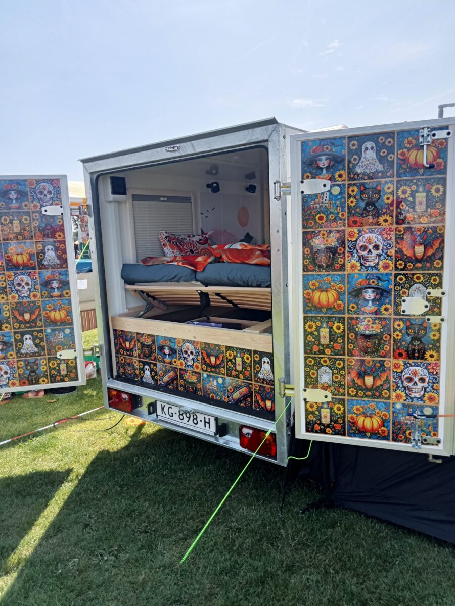 tiny caravan 3