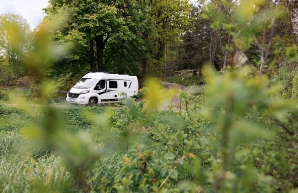 Zweden verlaagt brandstofprijzen: Småland profiteert als betaalbare coolcation-bestemming Zweden verlaagt brandstofprijzen: Småland profiteert als betaalbare coolcation-bestemming