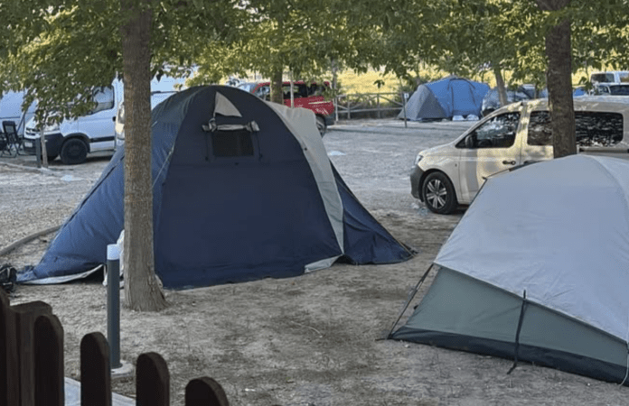 Camping La Estepa in Valfarta Camping La Estepa in Valfarta