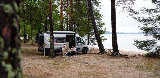 Negen op de tien camperaars zouden direct opnieuw een camper kopen Negen op de tien camperaars zouden direct opnieuw een camper kopen