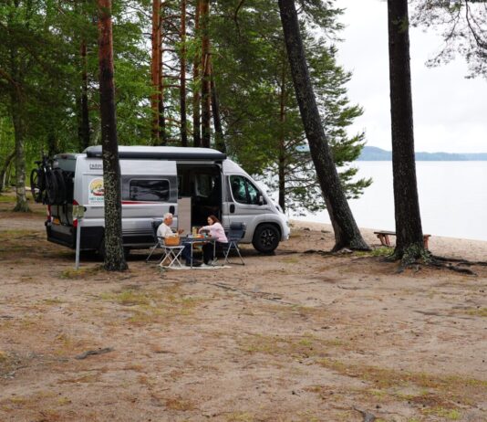 Negen op de tien camperaars zouden direct opnieuw een camper kopen Negen op de tien camperaars zouden direct opnieuw een camper kopen