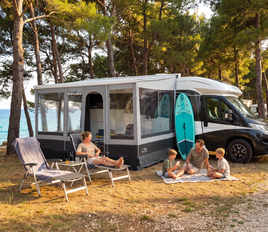 Nieuwe voortenten van Doréma en StarCamp Nieuwe voortenten van Doréma en StarCamp