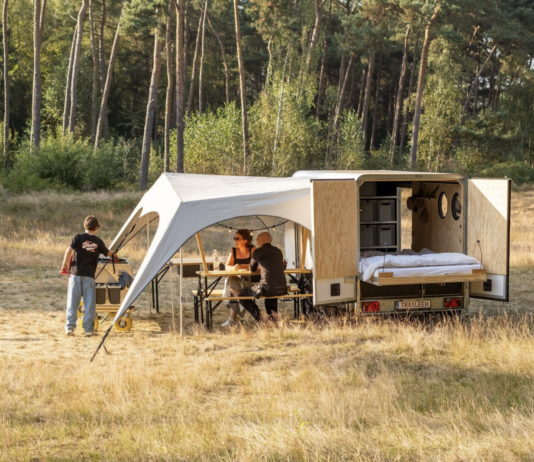 TraileeH toont unieke tailormade basecamp trailer TraileeH toont unieke tailormade basecamp trailer