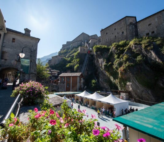 Van het grote scherm naar de vakantiebestemming VALLE D'AOSTA-Marché au Fort (foto Diego Pallu)-0620