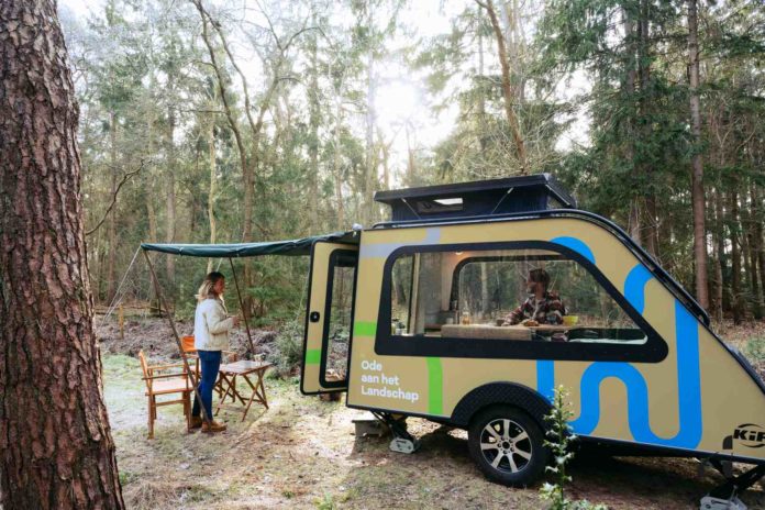 Primeur! NBTC / Holland Marketing tourt met Panorama caravan