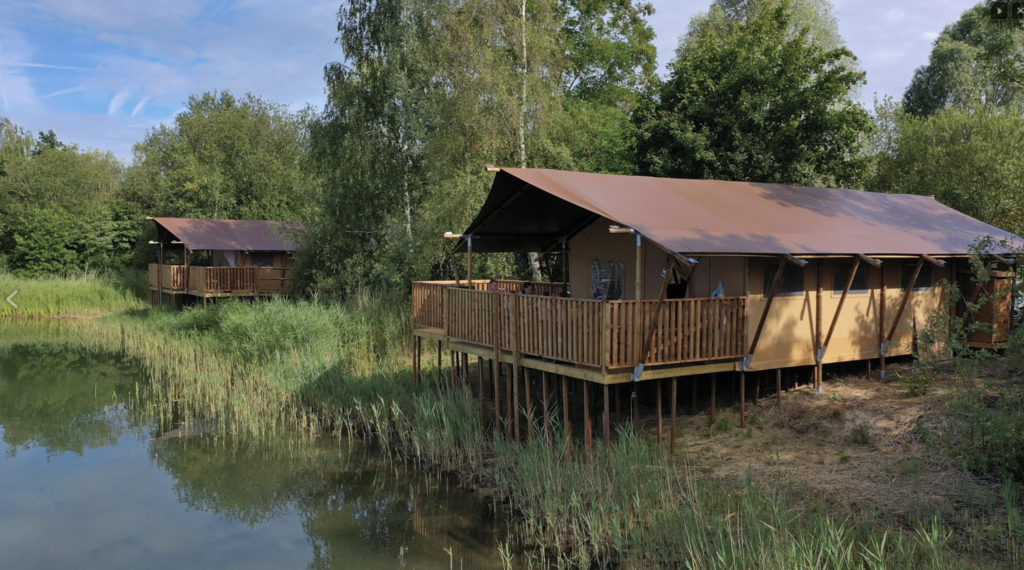 Waterlodges