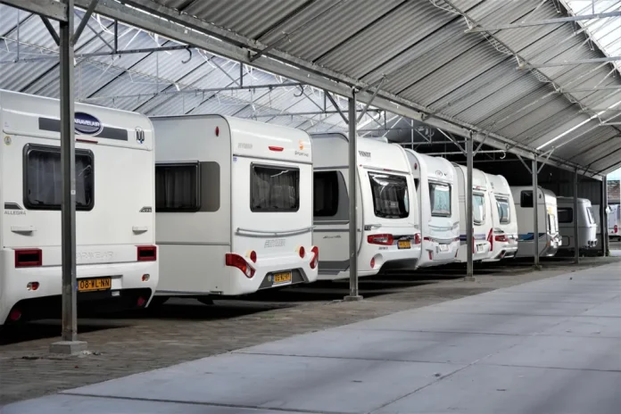 Vonk Caravan en camperstalling in Bergschenhoek
