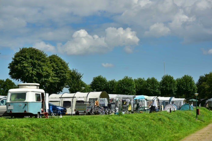 Wat is het leuke van kamperen in Nederland?