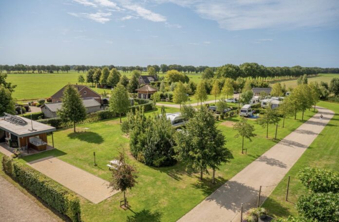 Kamperen in het groen bij Camping Het Gilzer Lindehof